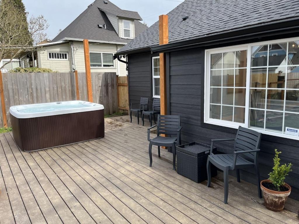 Modern 2 Bedroom Farmhouse Cottage With Hot Tub In Snohomish Exteriér fotografie